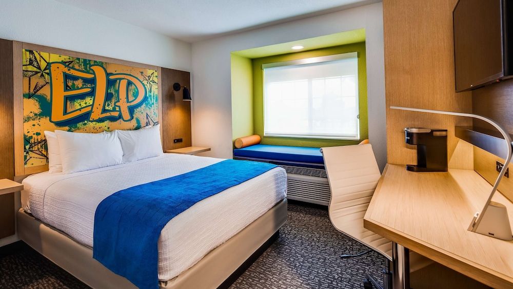 Standard Room, 1 Queen Bed, Non Smoking, Refrigerator