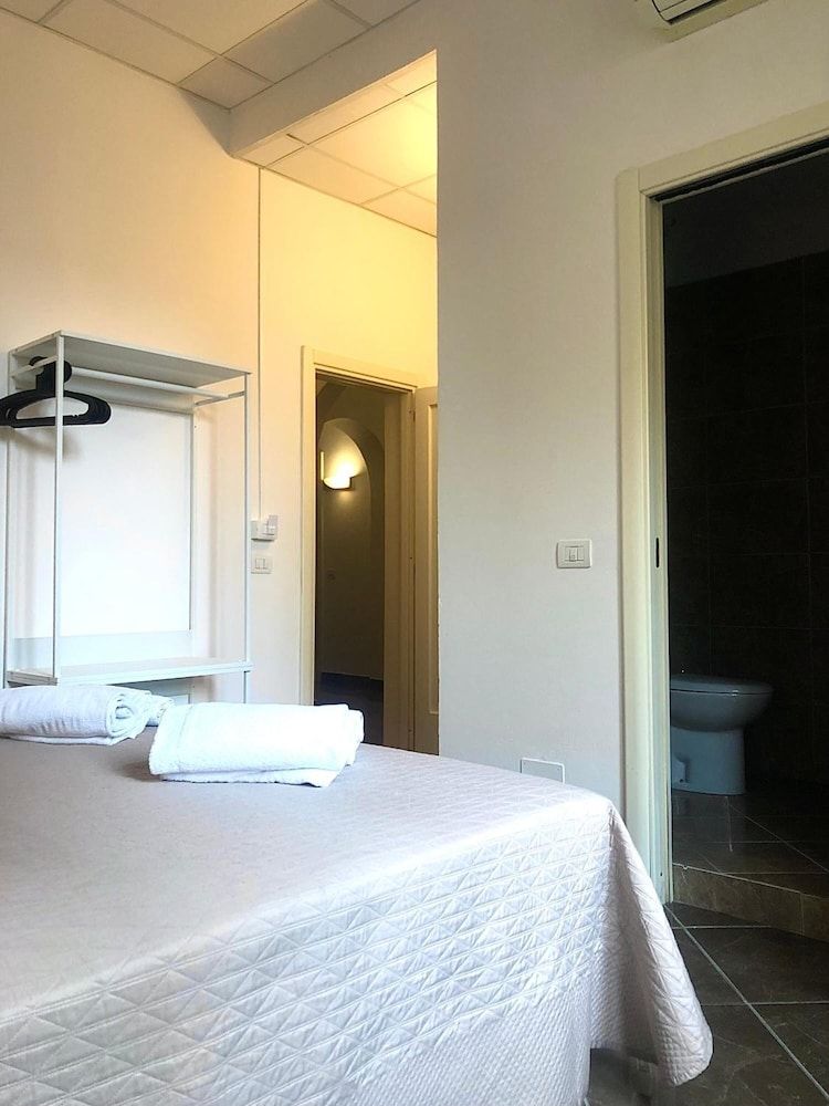 undefined Hotel Nazionale 10