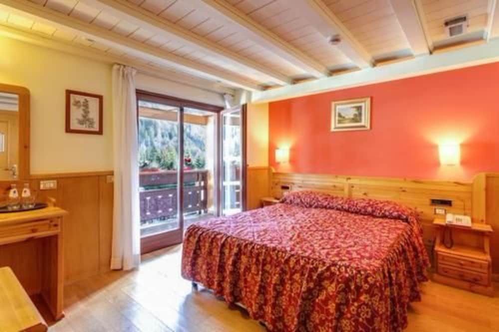 Comfort Double or Twin Room