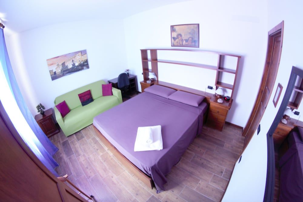 B&B Selvarossa Comfort Double Room, Multiple Beds, Shared Bathroom, Garden View 4