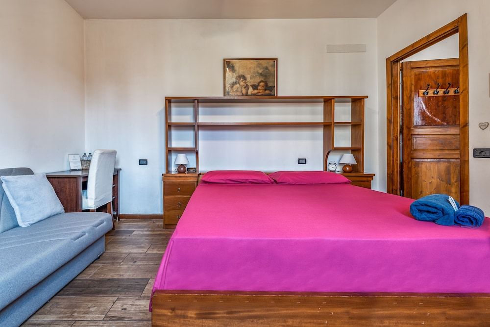 B&B Selvarossa Comfort Double Room, Multiple Beds, Shared Bathroom, Garden View 7