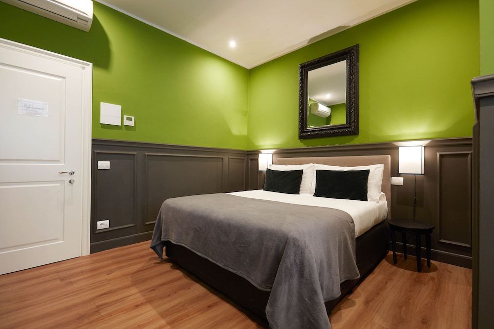 Boutique Hotel Hugo Comfort Double Room, 1 King Bed, Allergy Friendly (Stair Access Only) 3