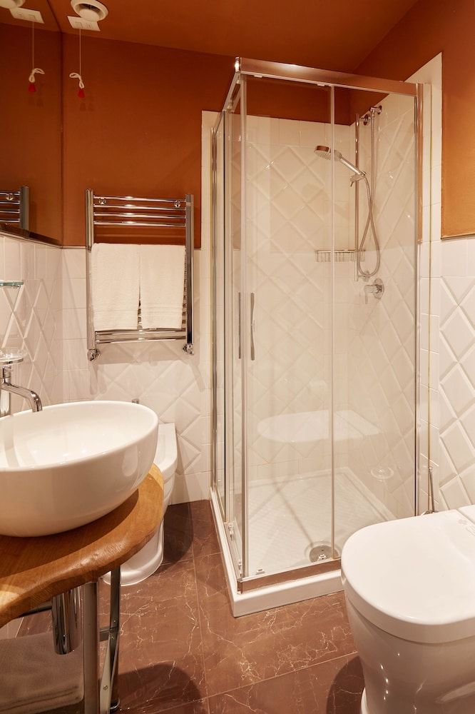 Boutique Hotel Hugo Comfort Double Room, 1 King Bed, Allergy Friendly (Stair Access Only) 12