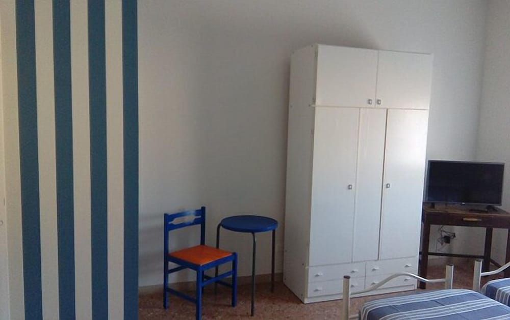 Gardenia Guest House Standard Double or Twin Room 4