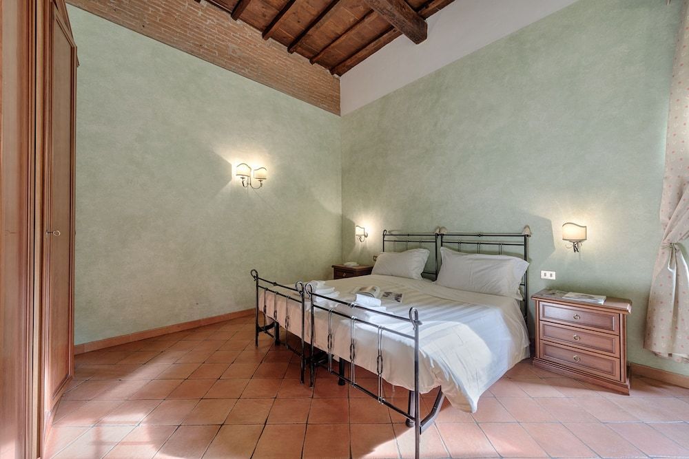 undefined Central Strozzi by Mmega 5