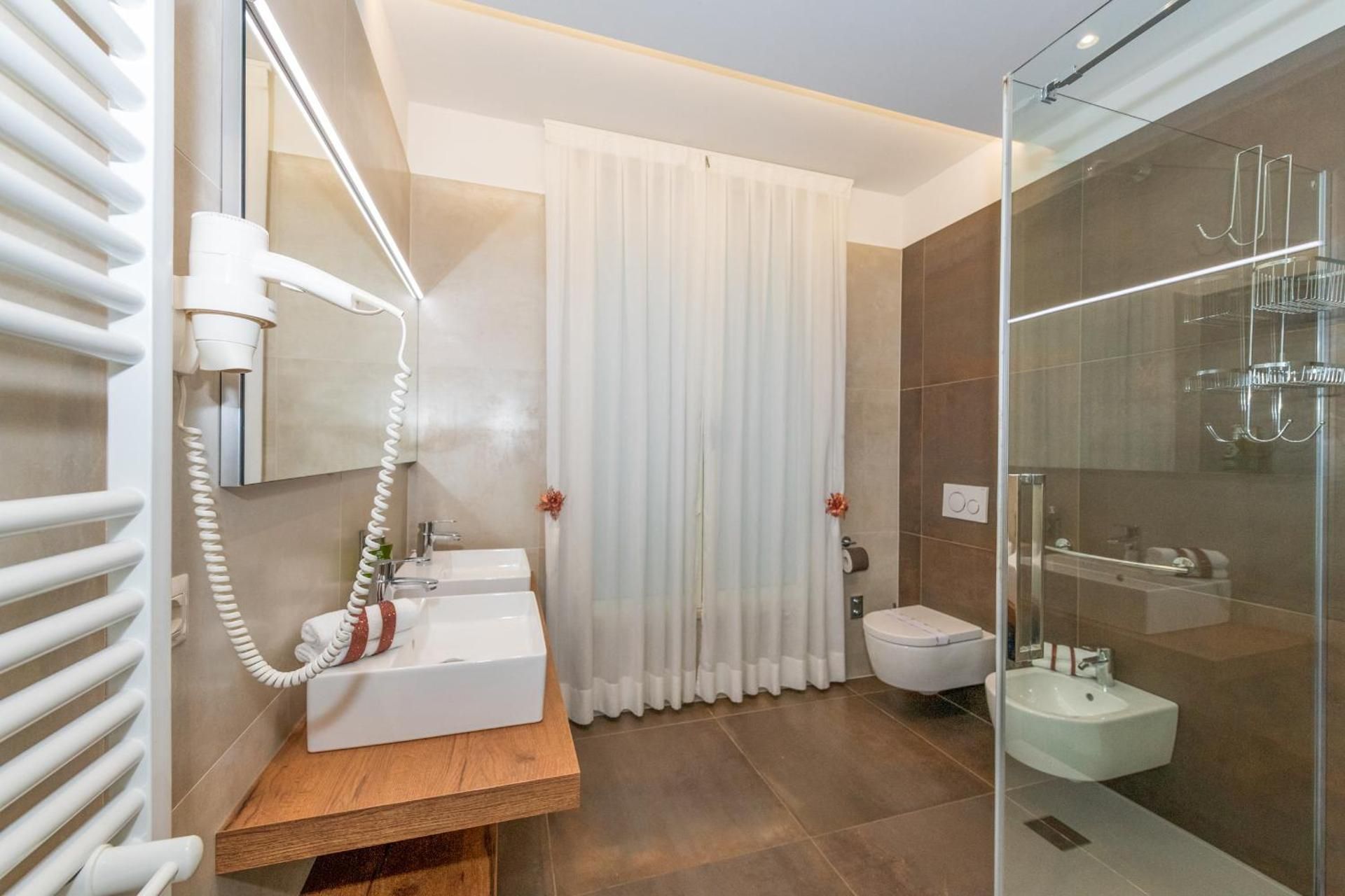 Superior Apartment