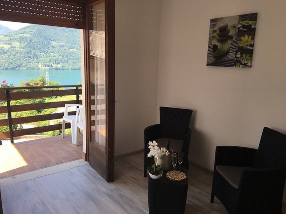 Villa Ester Family Suite, Balcony, Lake View 4