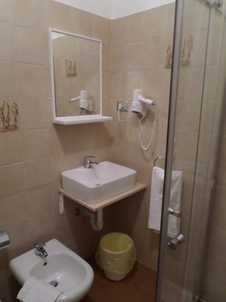 Villa Ester Family Suite, Balcony, Lake View 11