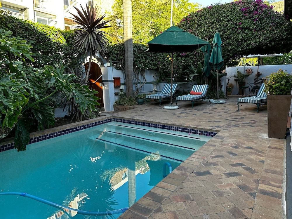 undefined Olaf's Guest House 6