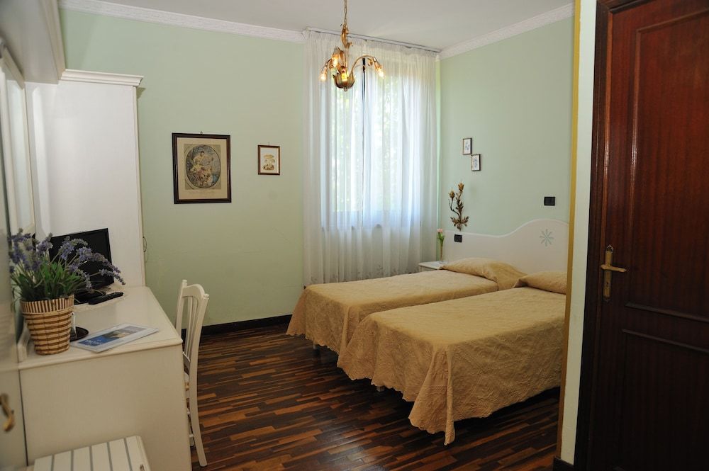 Hotel Savona Economy Double or Twin Room 3