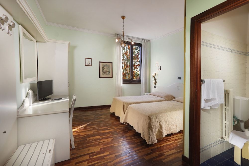 Hotel Savona Economy Double or Twin Room