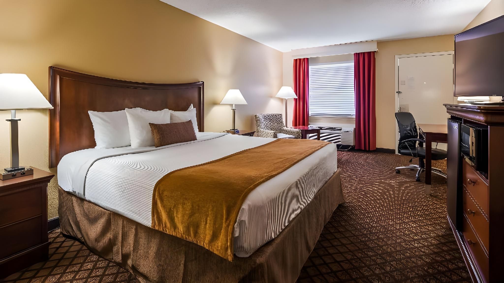 Accessibility - 1 King Bed, Bathtub, Nonsmoking