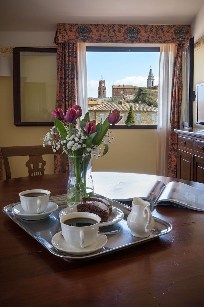 Hotel San Gregorio Panoramic Suite, City View (2 pax) 4