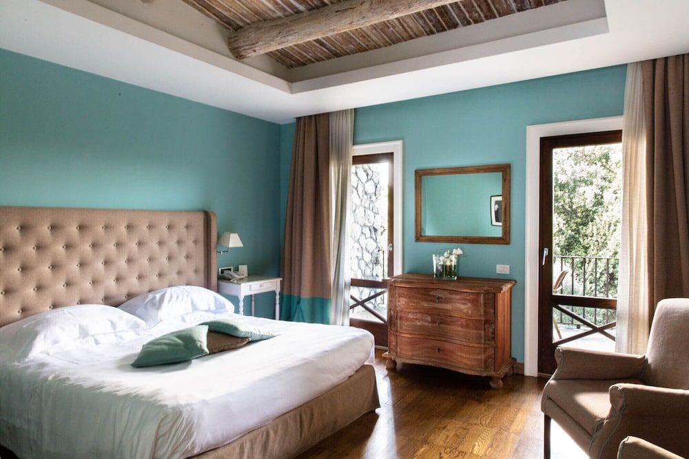 Aquapetra Resort and Spa Junior Suite