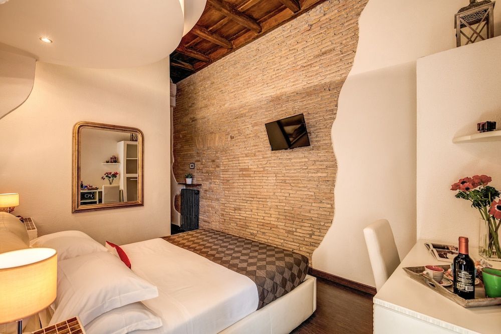 undefined Piazza di Spagna Comfort Rooms 10