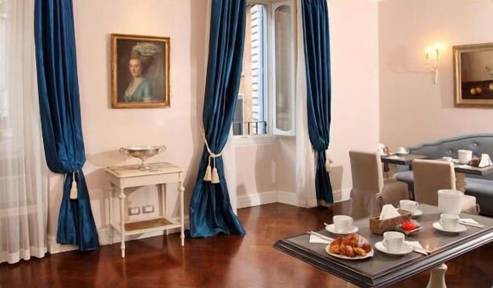 Vivaldi Luxury Rooms Classic Double Room 10