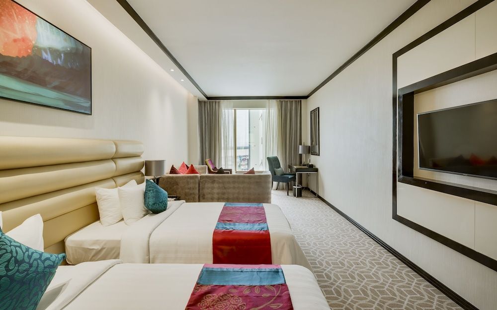 NagaWorld Hotel & Entertainment Complex Superior Room @ NagaWorld 2 3