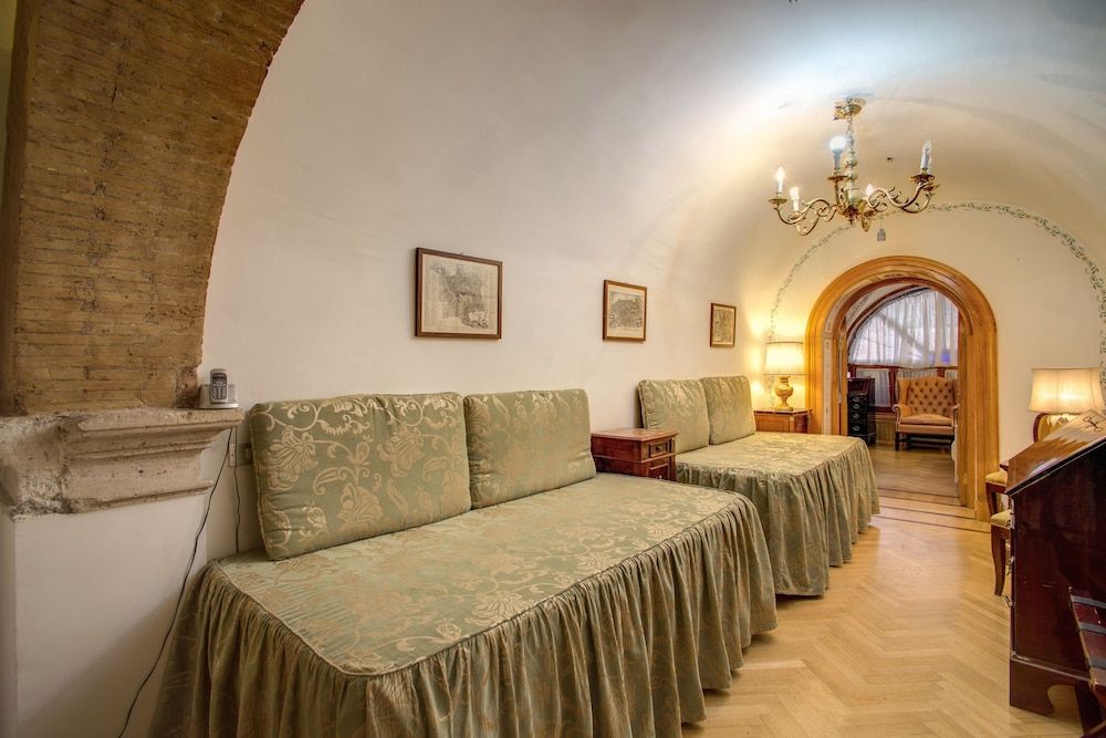 Navona Gallery Suites Grand Suite, Terrace 12