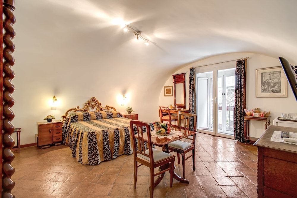 undefined Navona Gallery Suites