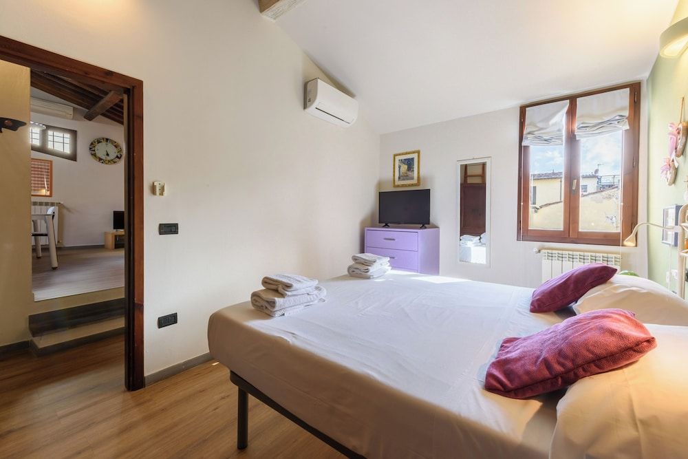 undefined Una Finestra sulle Cappelle Medicee by Mmega 3