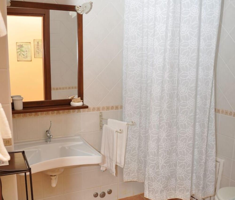 Economy Room, 1 Bedroom (Pesca)