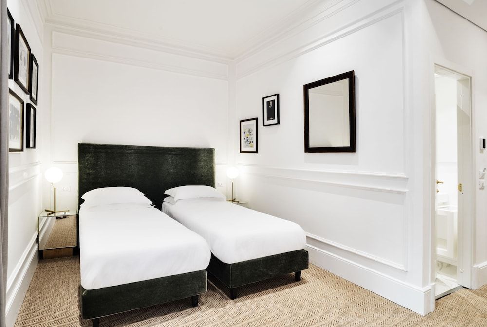 undefined The Shire Hotel 7