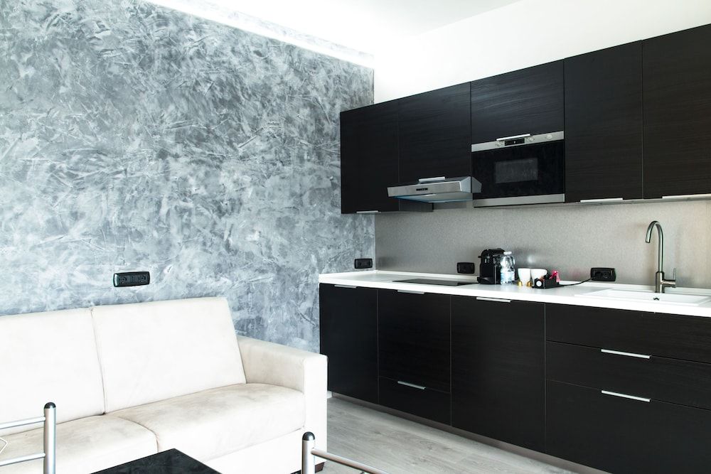 B2in Suite & Office Executive Suite, 2 Bedrooms, Balcony, Tower 9