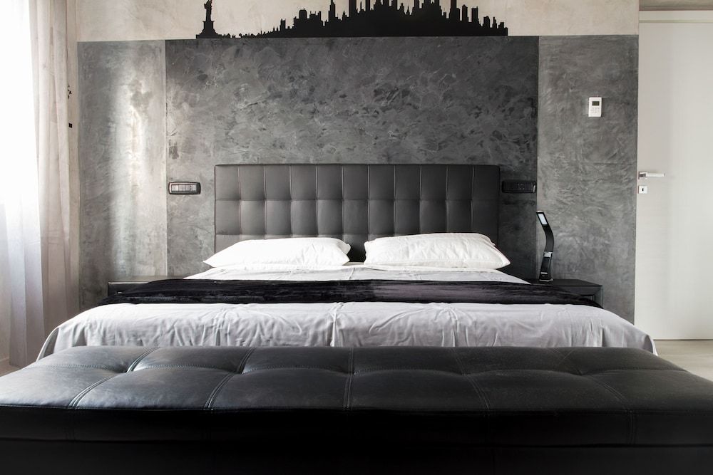 B2in Suite & Office Luxury Suite, 1 Bedroom, Balcony, Tower