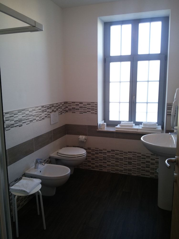 Nuovo Albergo Operai Triple Room 3