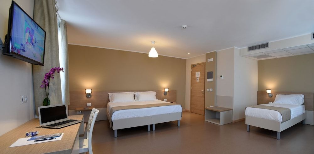 Nuovo Albergo Operai Deluxe Triple Room