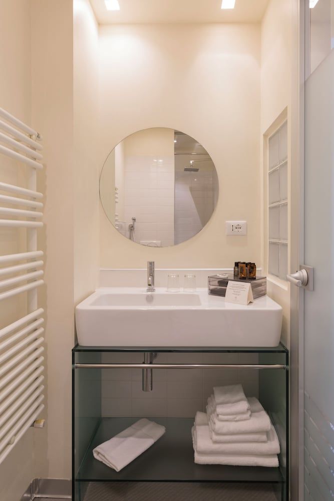 Avenue Boutique Hotel Standard Double Room 4