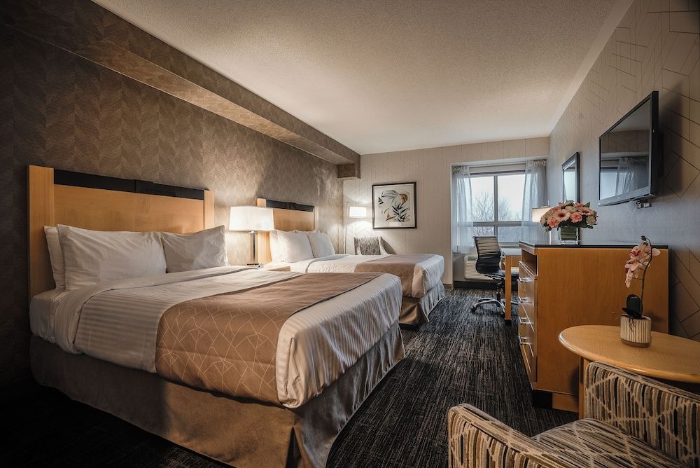 Standard Room with 2 queen beds