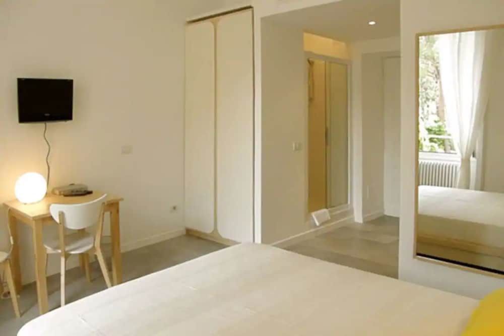 Il Sampietrino dei Cavalleggeri B&B Double Room 4