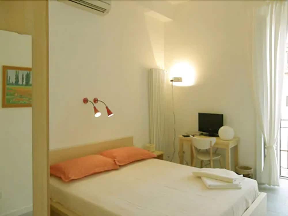 Il Sampietrino dei Cavalleggeri B&B Double Room 6