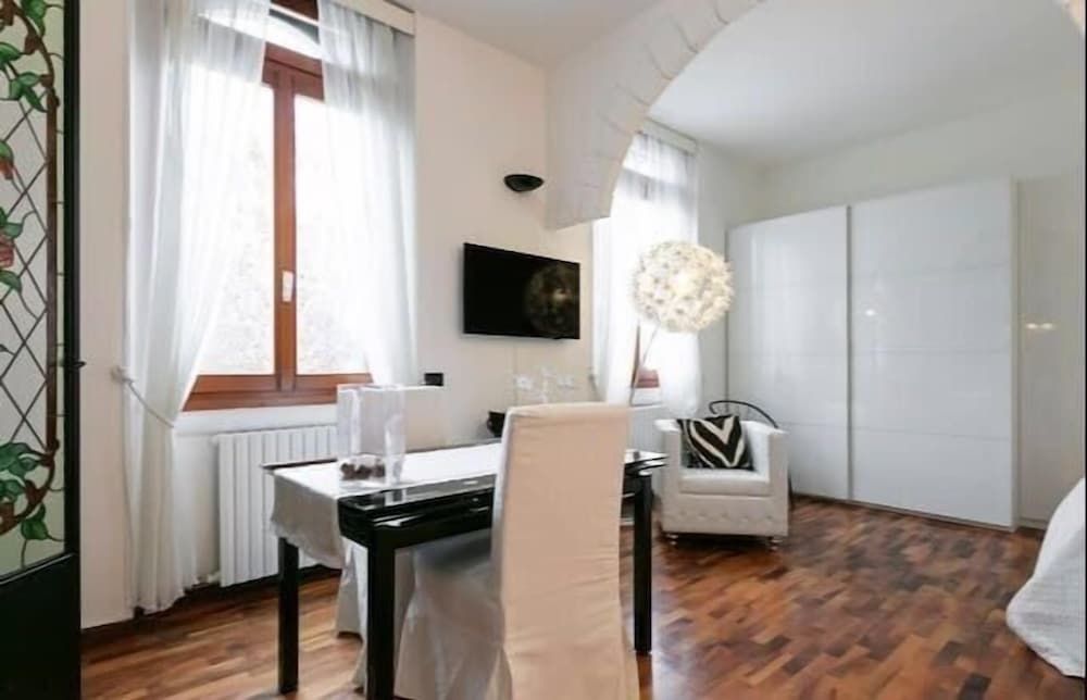 Optimus Host Cermenate Apartment