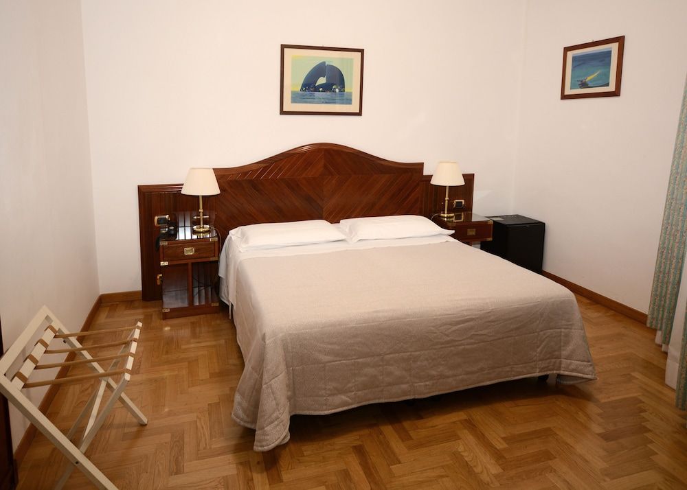Albergo Italia Standard Double or Twin Room 4