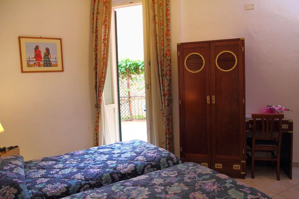 Albergo Italia Standard Double or Twin Room 7