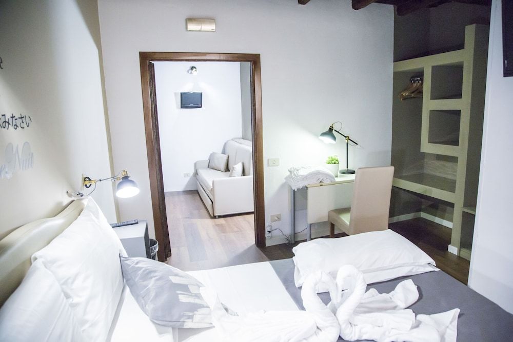 undefined Do-Do Navona Suites 2