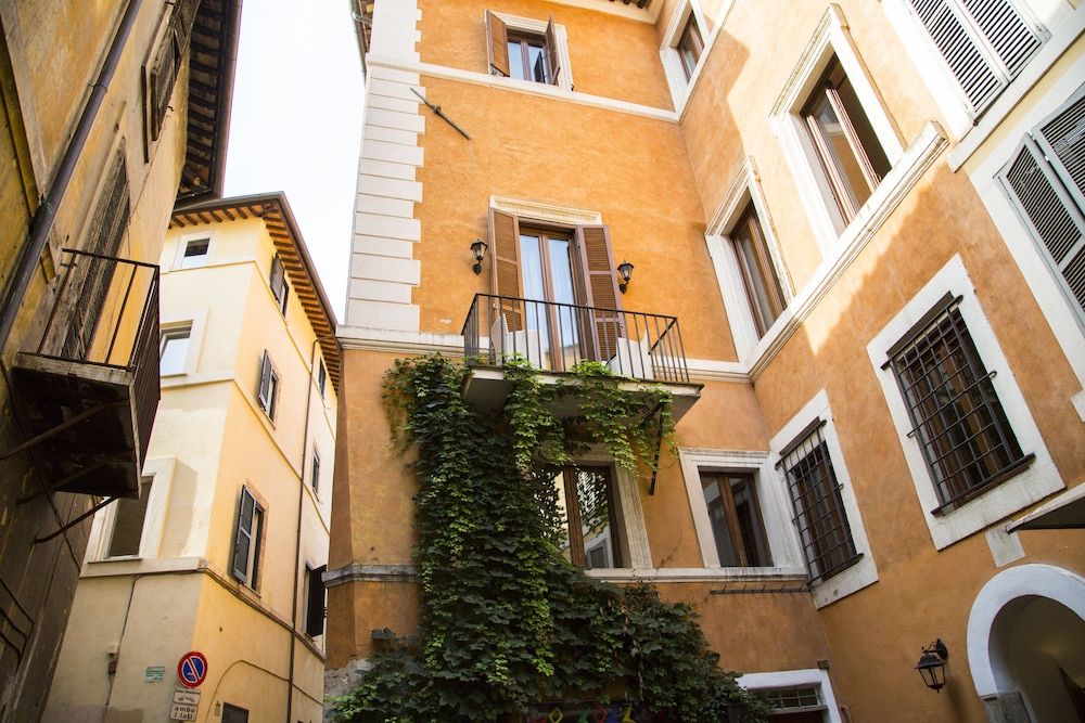 undefined Do-Do Navona Suites 5