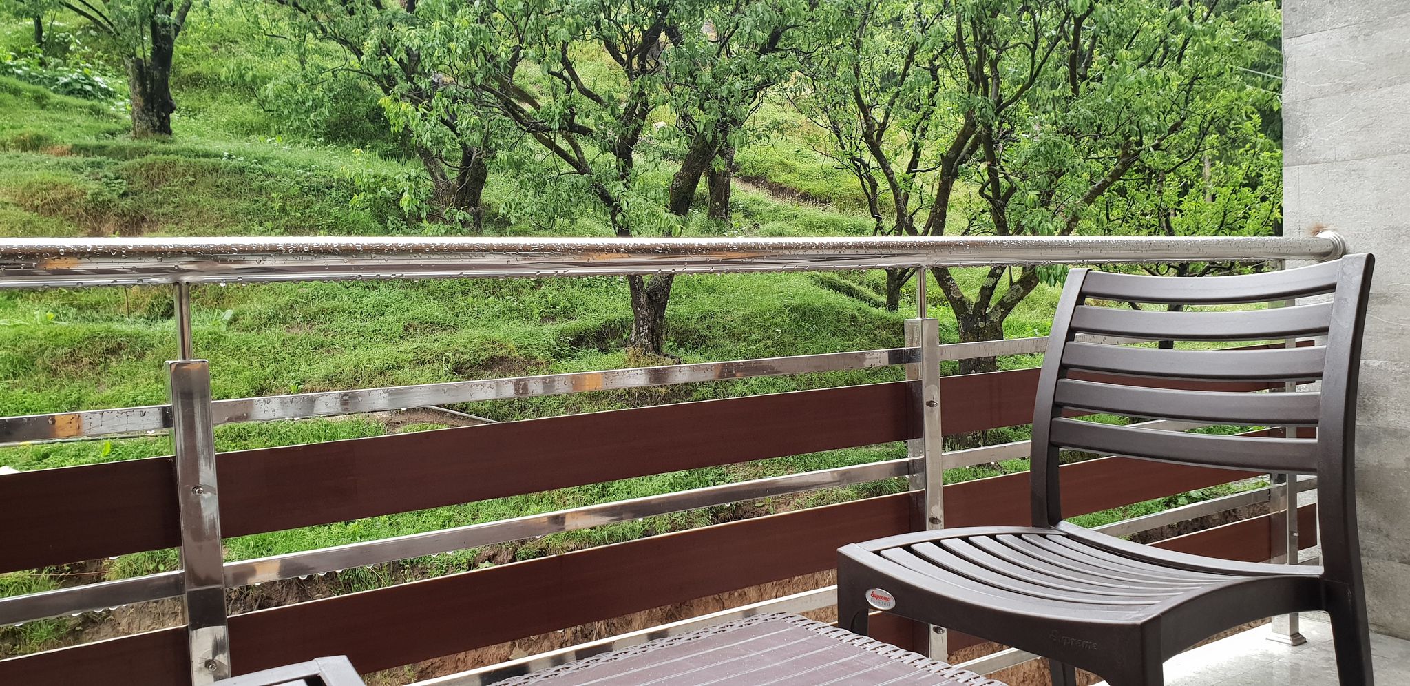 Gezellig In - Vardhan Hills Luxury Room With Balcony 10