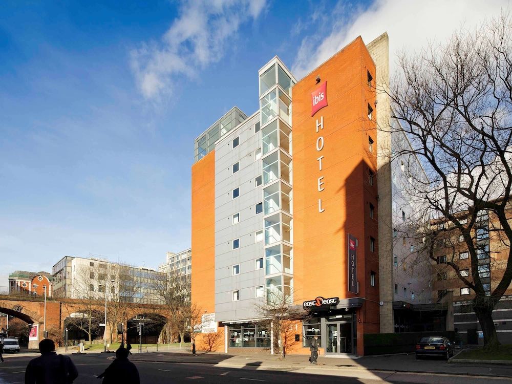 undefined ibis Manchester Centre Princess Street 4