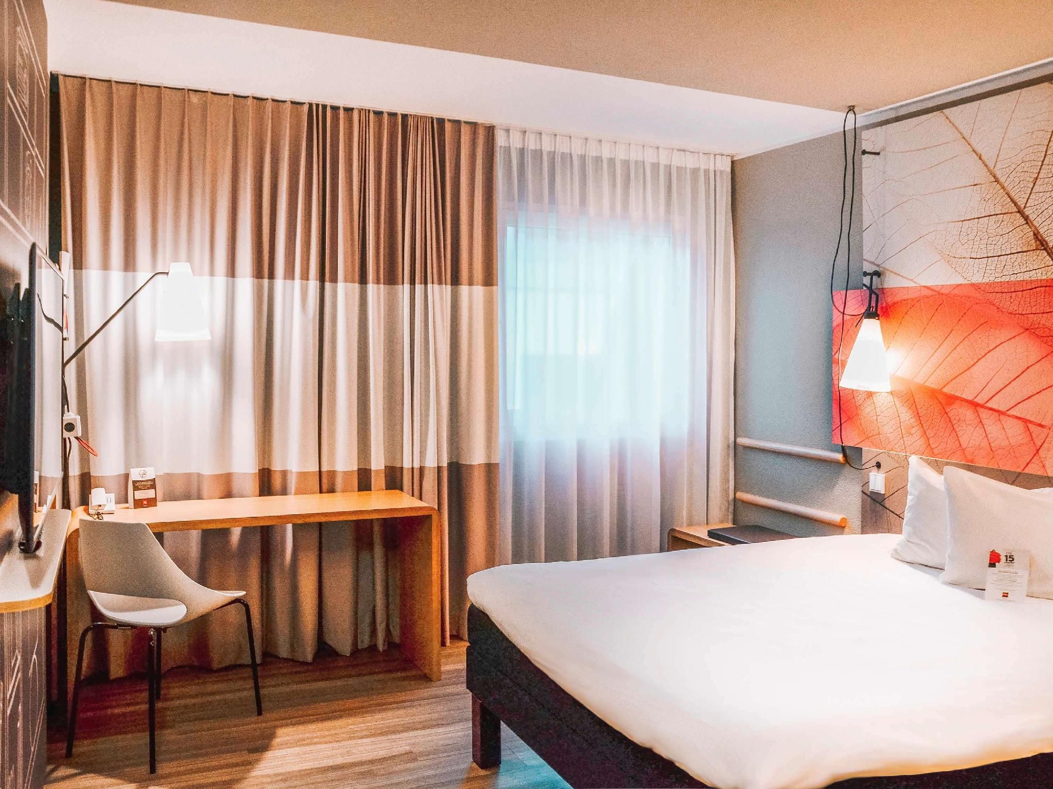 Standard Room with 1 double bed