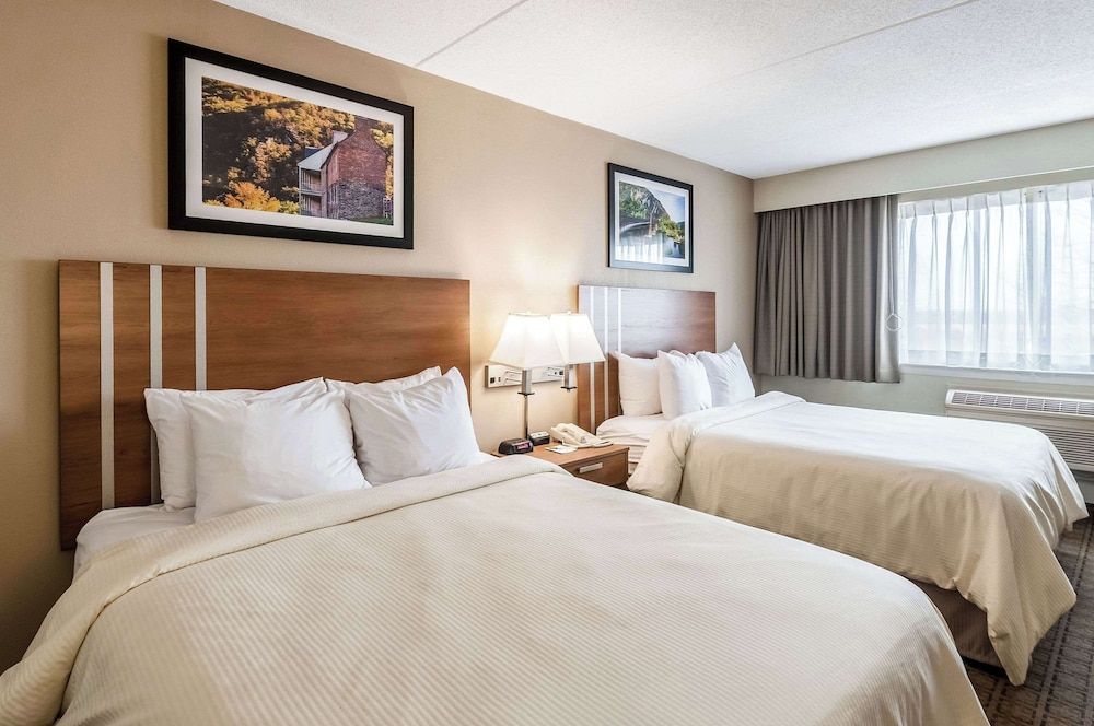 Room, 2 Queen Beds, Accessible, Non Smoking