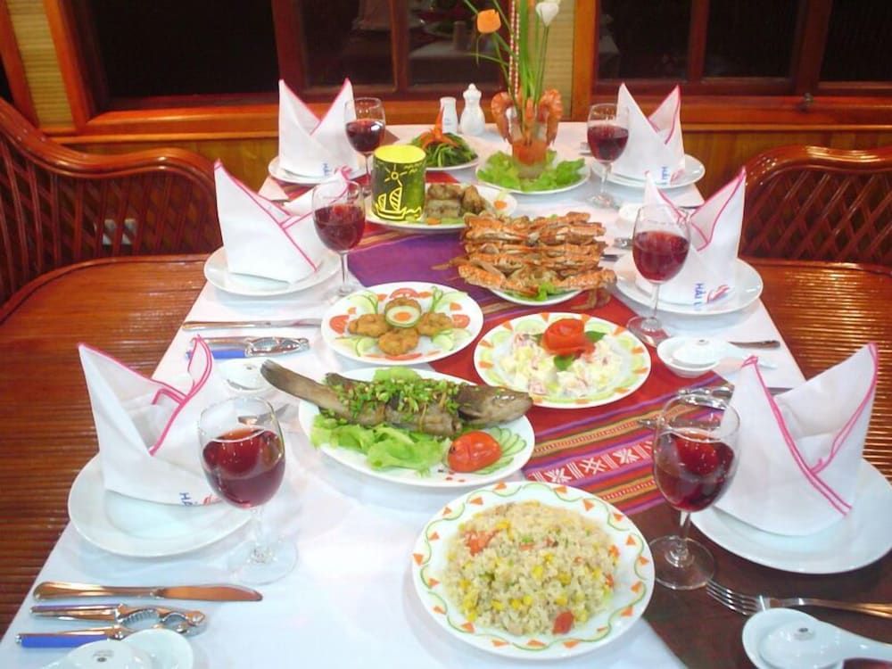 undefined Annam Junk 3