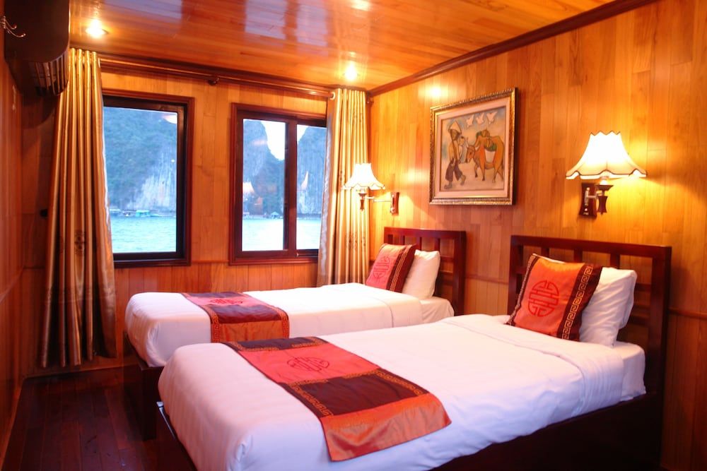 undefined Annam Junk 6