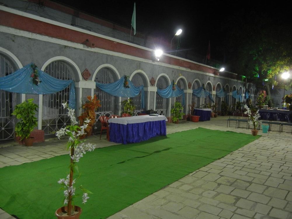 Outdoor banquet area