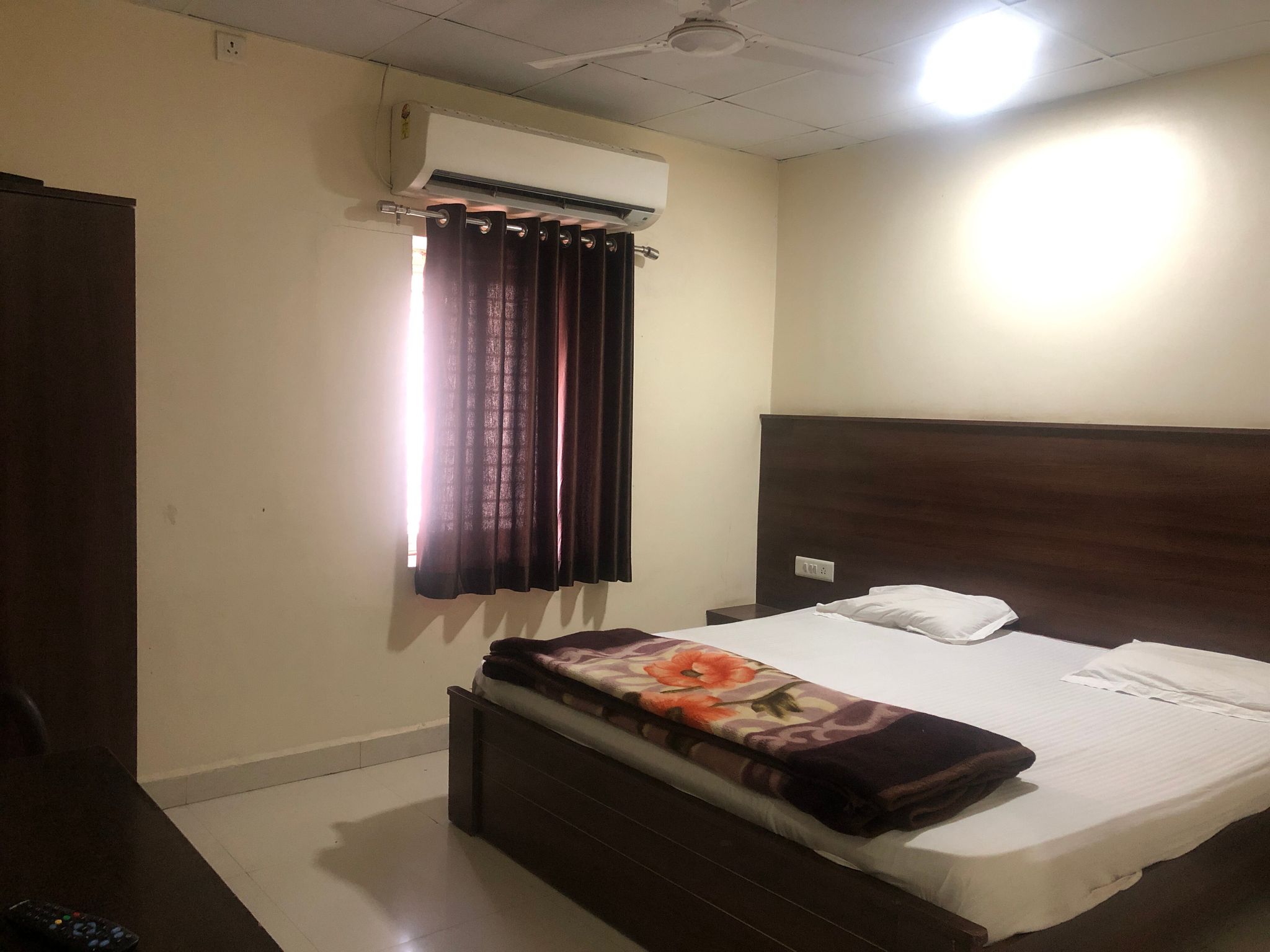 Hotel Grand Barrack Deluxe Room 