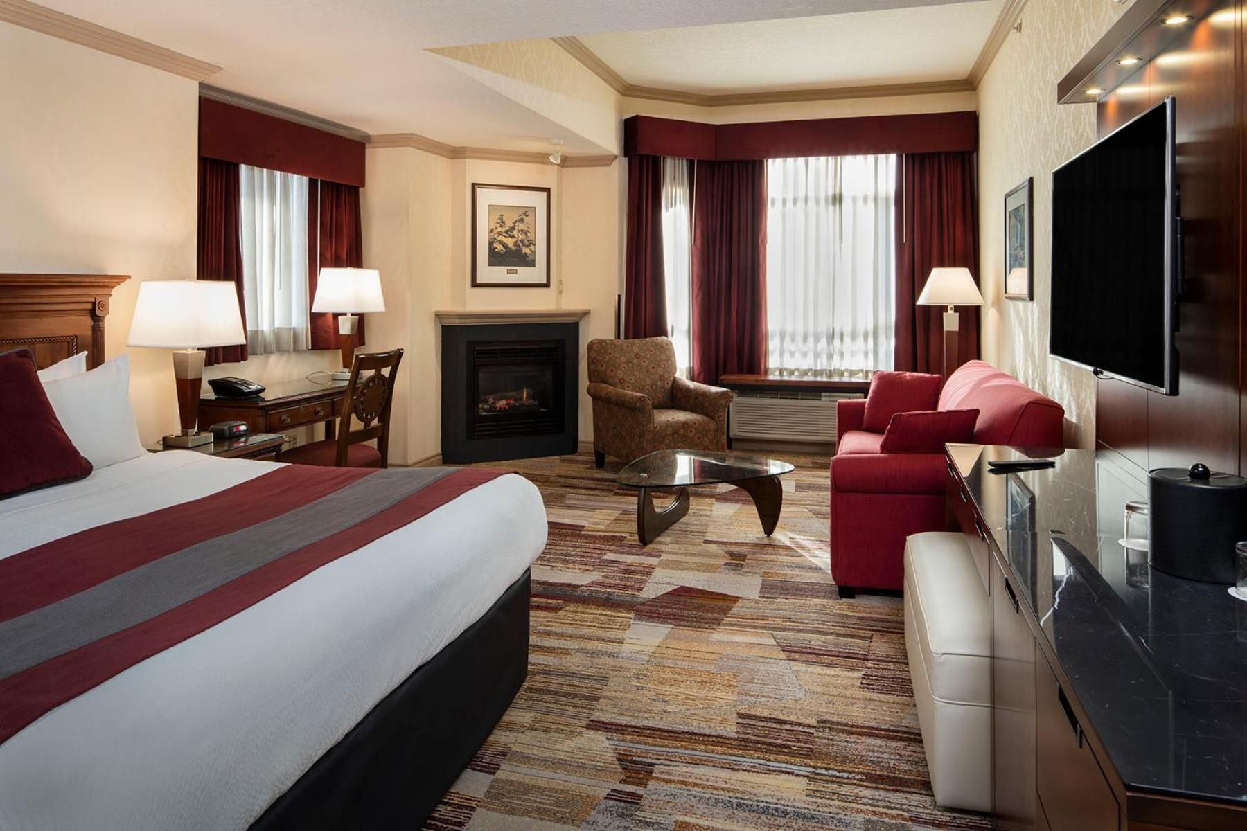 Junior Suite, 1 King, Sofa bed, Fireplace