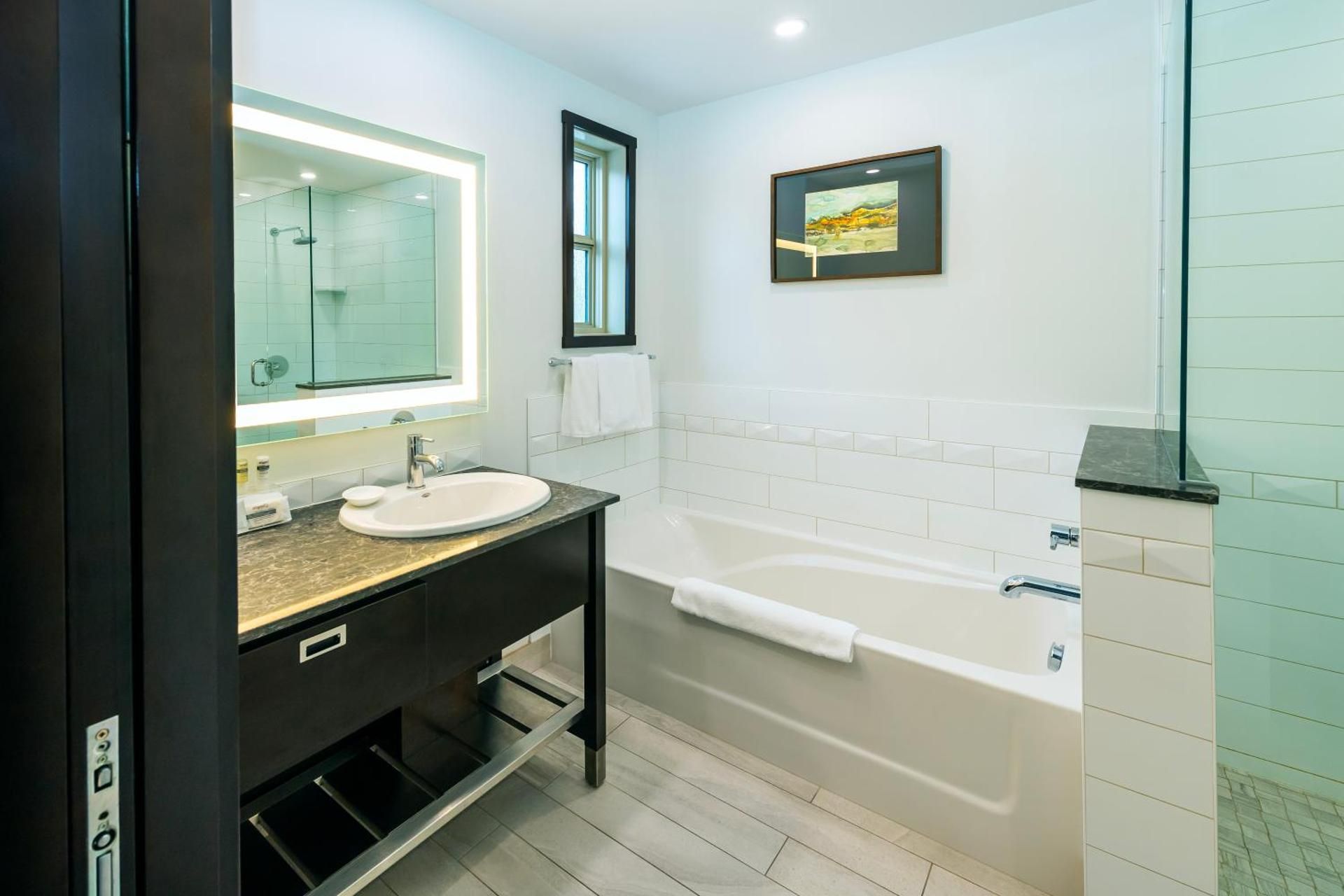 Mountain Deluxe Room with 2 Queen Beds - Non-Smoking