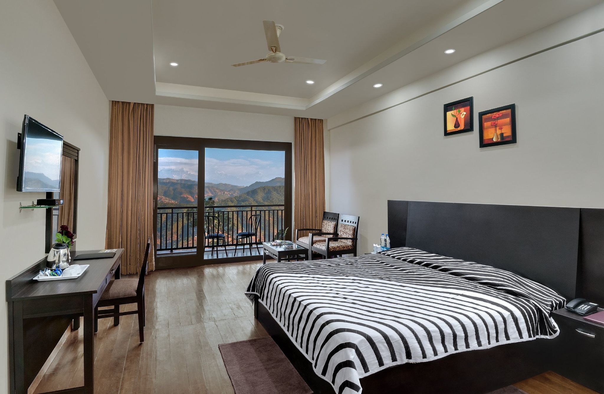 Suman Nature Resort Luxury Room